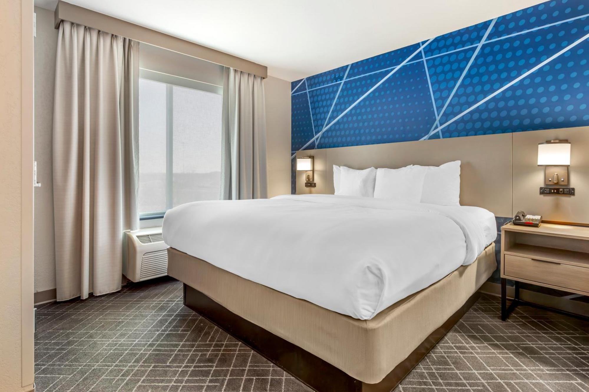 Comfort Suites Whitsett - Greensboro East Экстерьер фото