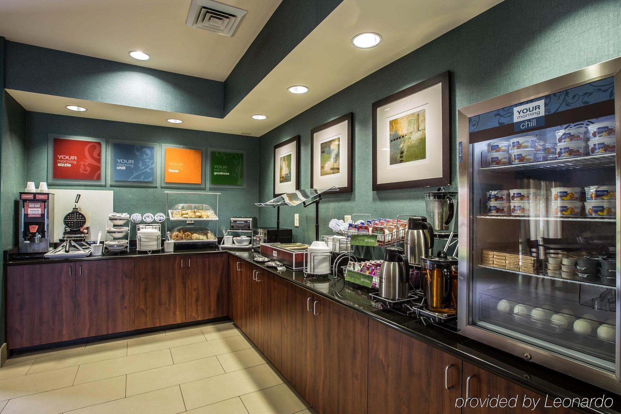 Comfort Suites Whitsett - Greensboro East Экстерьер фото