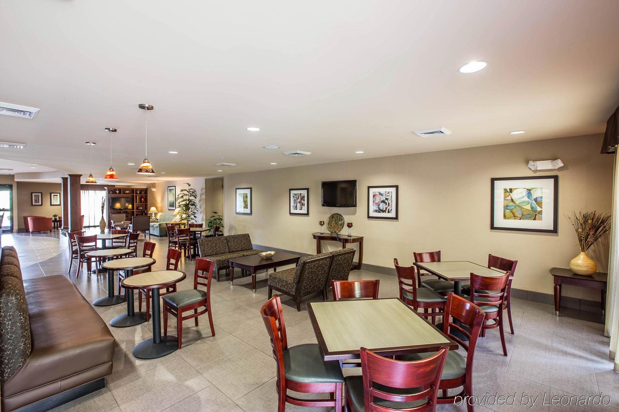 Comfort Suites Whitsett - Greensboro East Экстерьер фото
